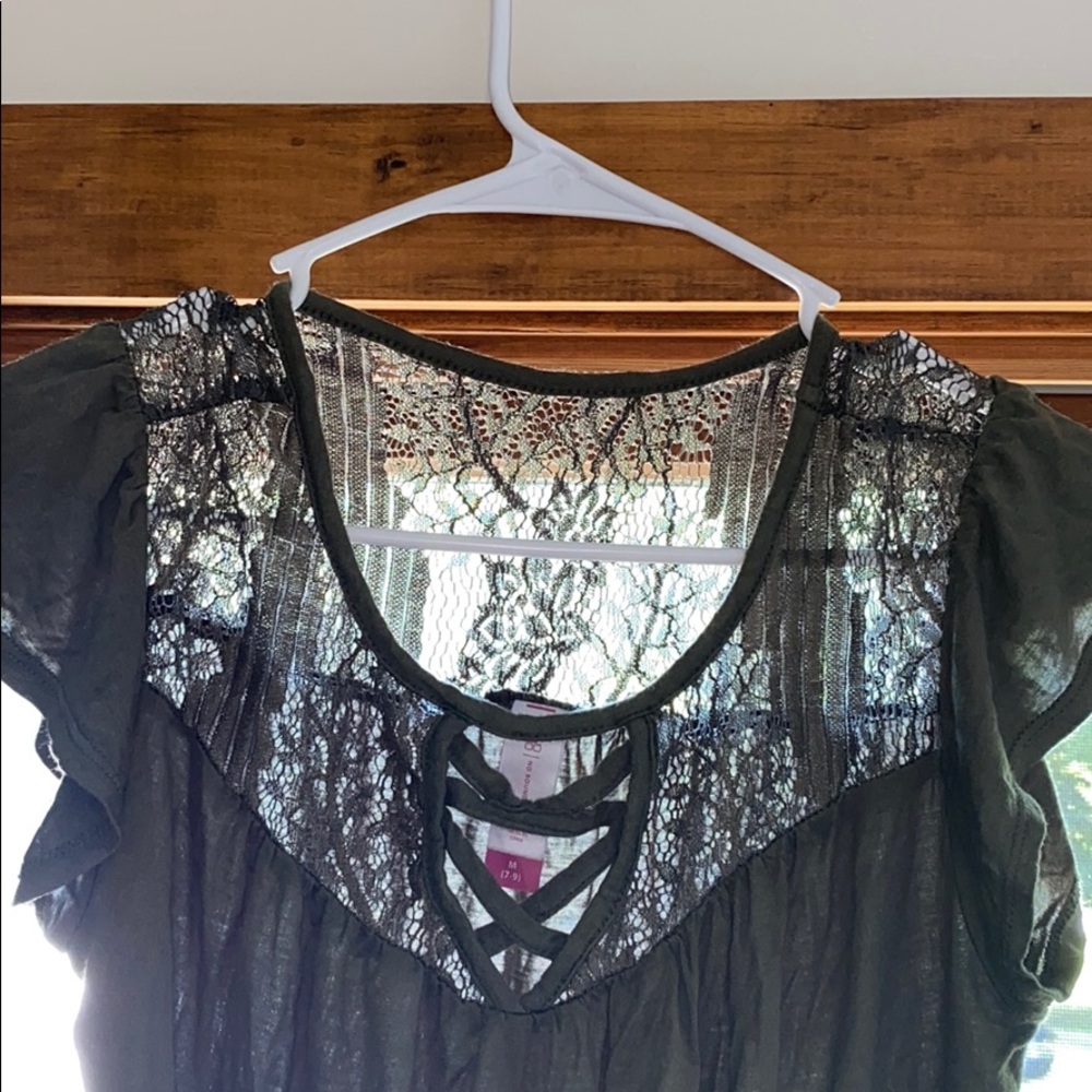 New blouse - Picture 3 of 3